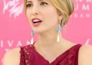 全球公认第一名美女,揭秘历年公认世界第一美女的传奇风采”