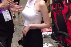 训话小姐姐,揭秘语言魅力背后的故事